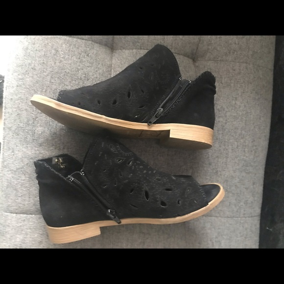 Coolway Shoes - Coolway opened toe shoe